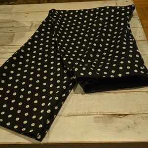 Anthropologie Black and White Daisy Leggings